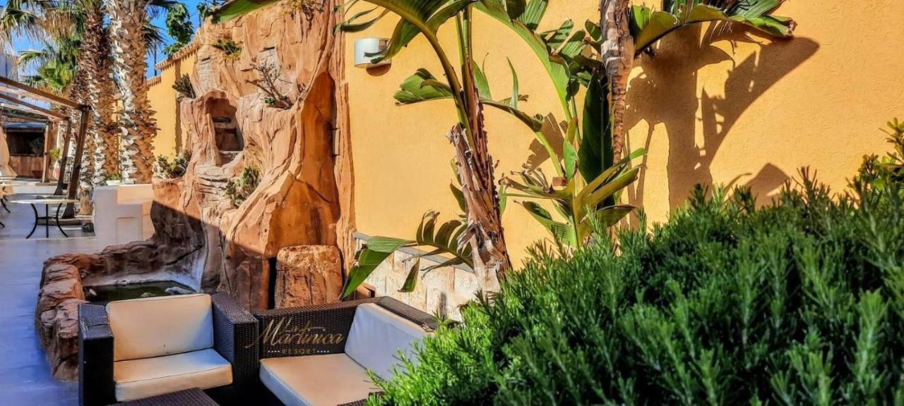 Hotel La Martinica Ficarazzi エクステリア 写真