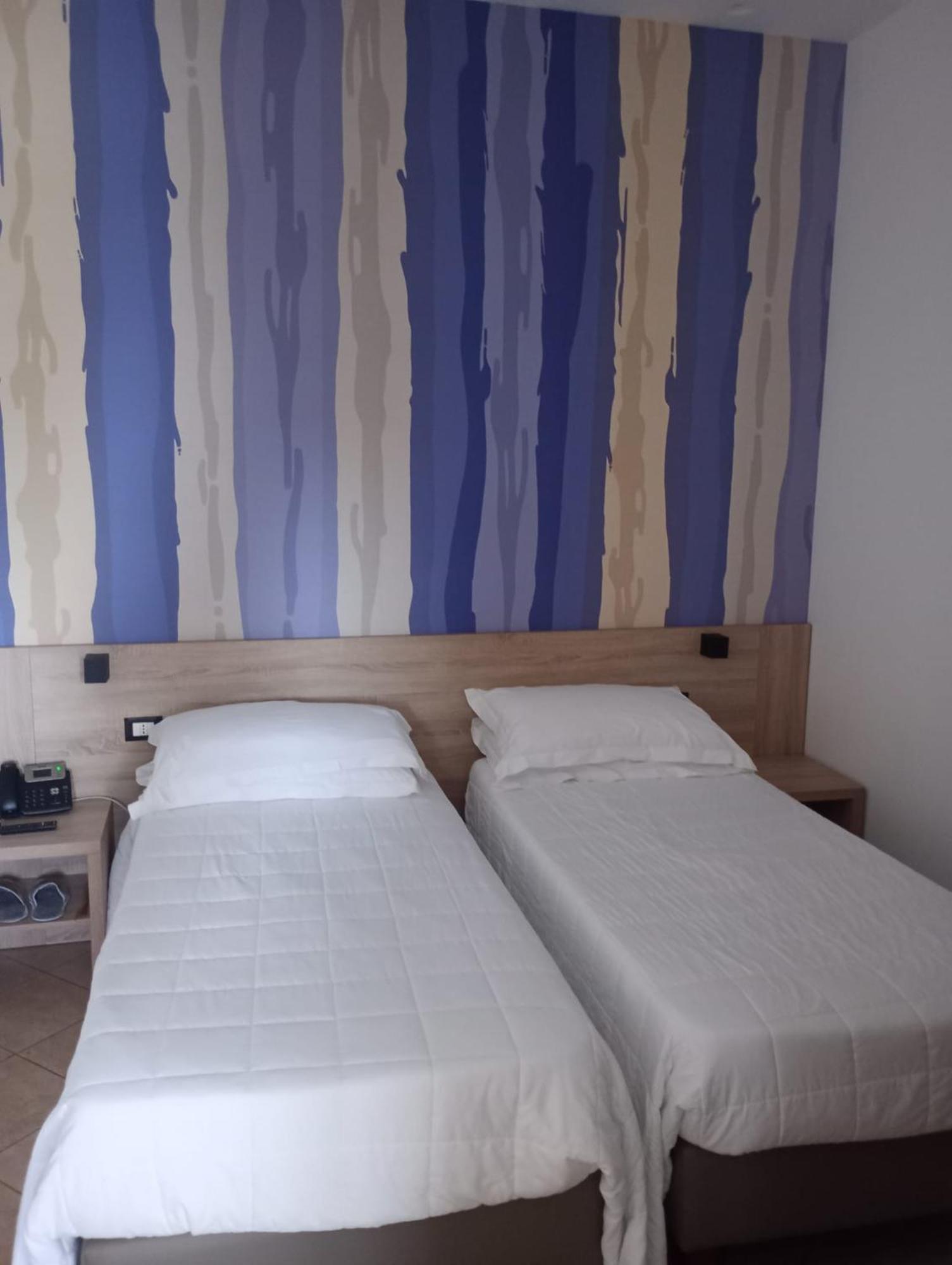 Hotel La Martinica Ficarazzi エクステリア 写真
