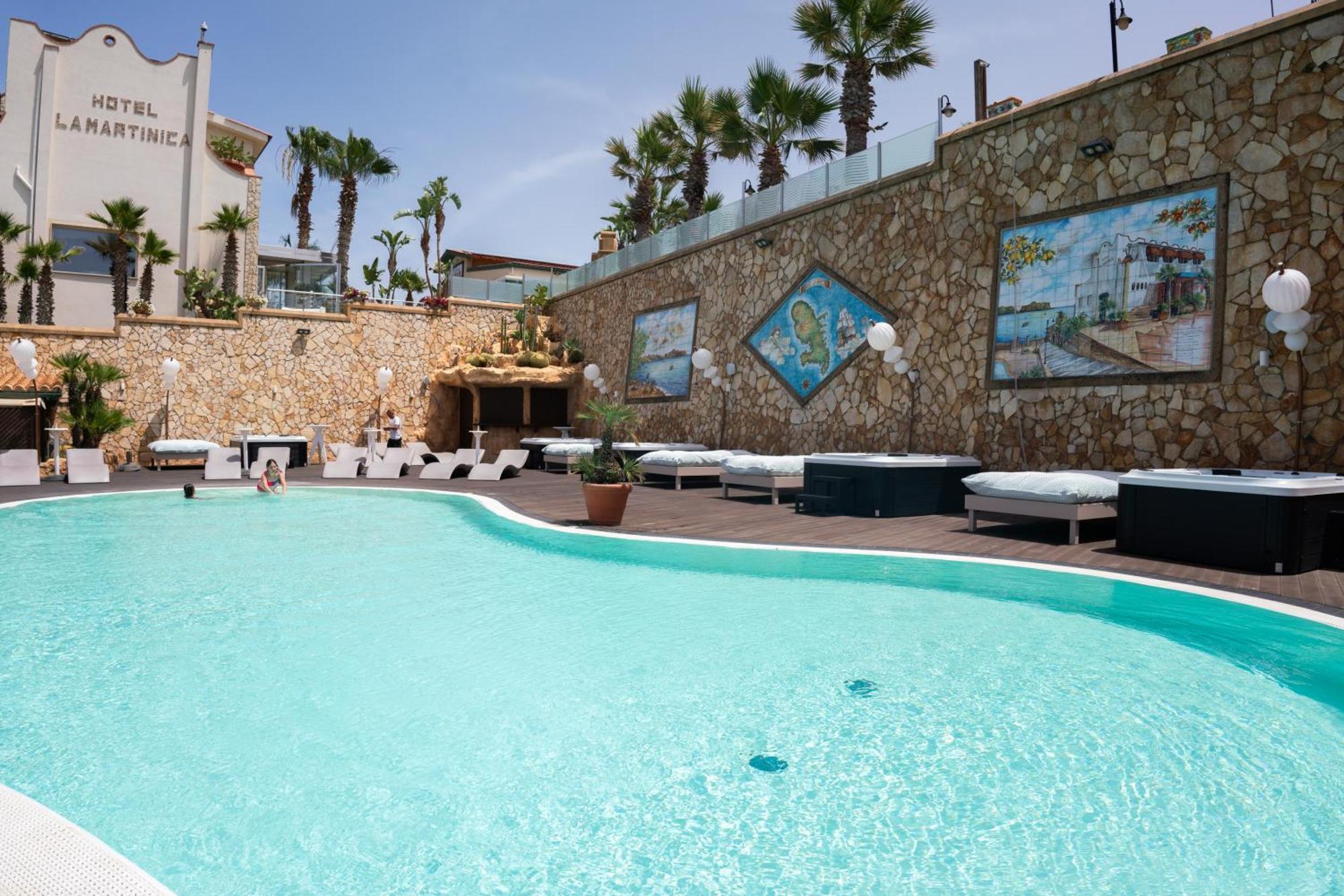 Hotel La Martinica Ficarazzi エクステリア 写真